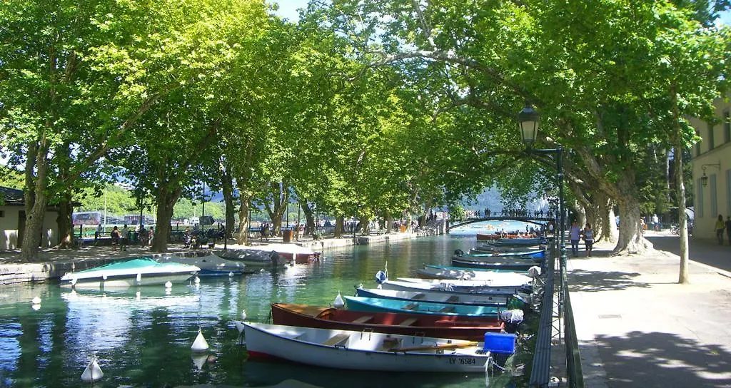 Appartement D'Exception - Annecy Face Au Lac 0*,